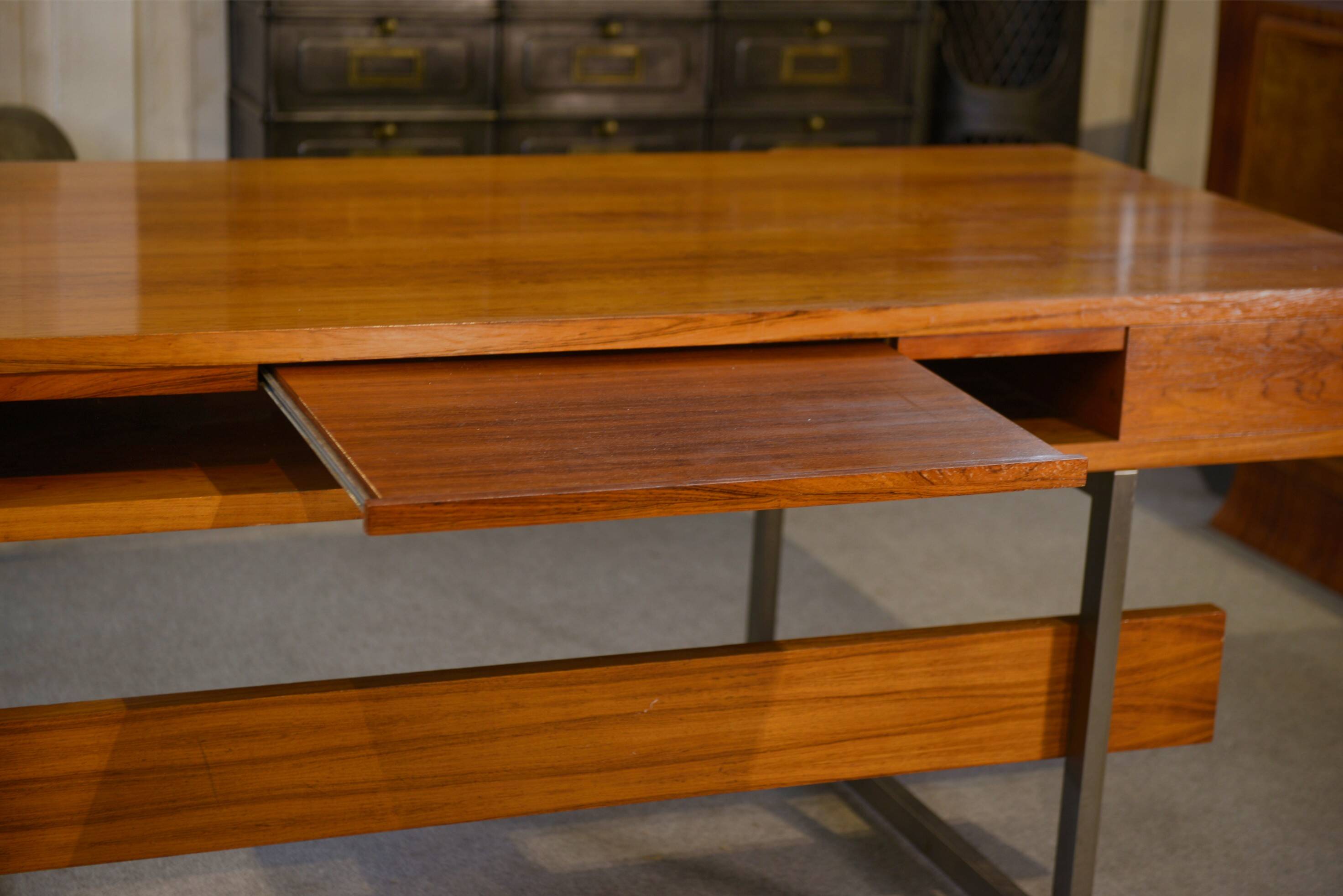 Minister's desk in rosewood by Claude Gaillard and Henri Lesetre for Ligne Roset 1970s