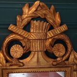Louis XVI mirror (eighteenth century) in gilded stucco wood H 80 cm