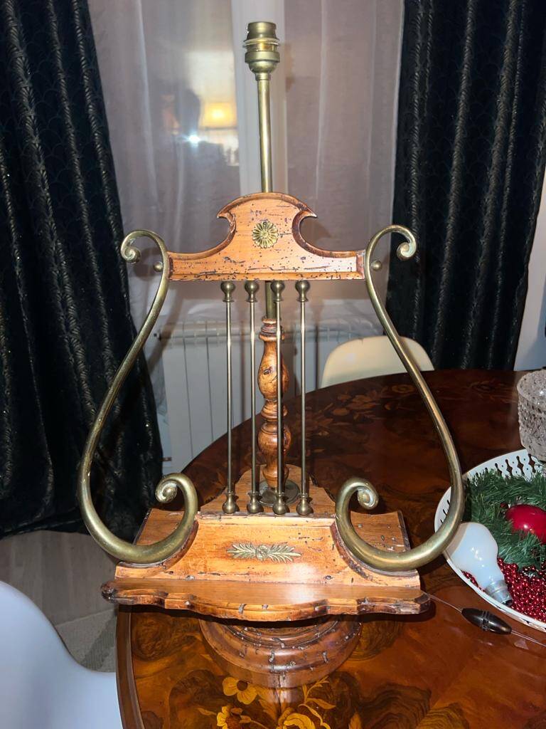 Antique lamp lectern in the shape of a harp - Louis XIV style
