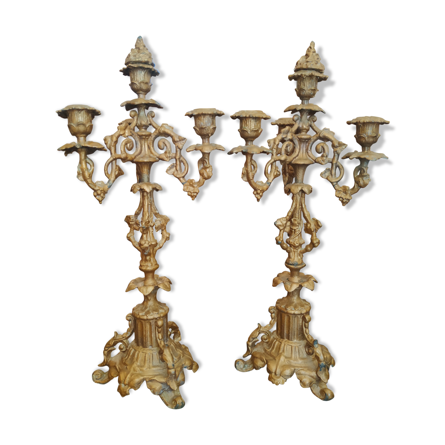 2 candlesticks in golden regulation