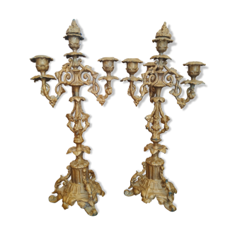 2 candlesticks in golden regulation