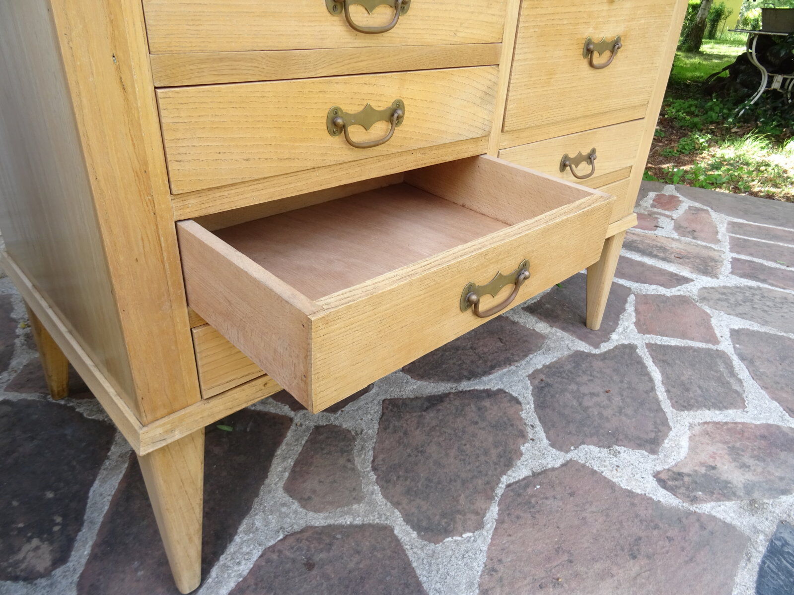 Watchmaking showcase counter 50s