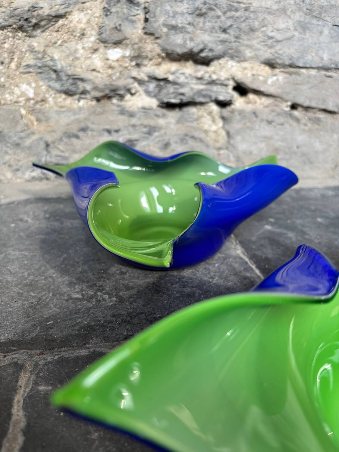 2 bowls in mouth blown glass