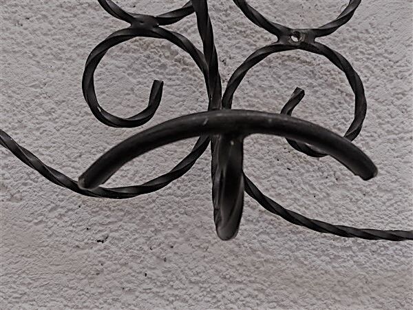 Iron coat rack 50-60