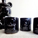 Teapot and cups