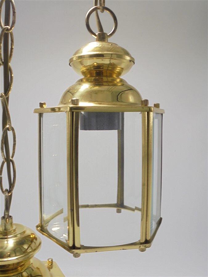 Lantern suspension duo