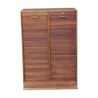 Double curtain file cabinet