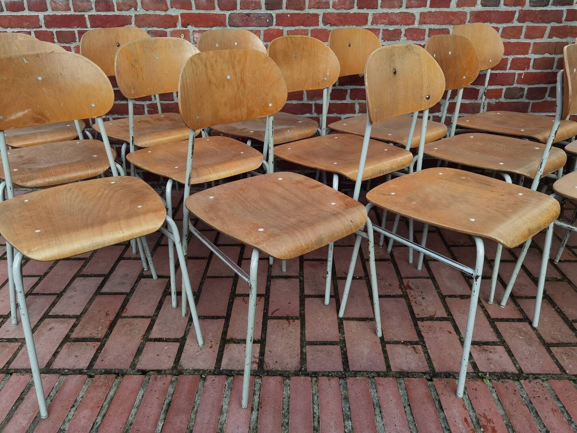 Lot de 4 chaises ecole tchécoslovaque 1950 1960