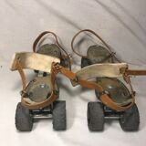 Old pair of roller skates speedy junior sprint adjustable france