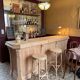 Bistro counter with a Hungarian point design.