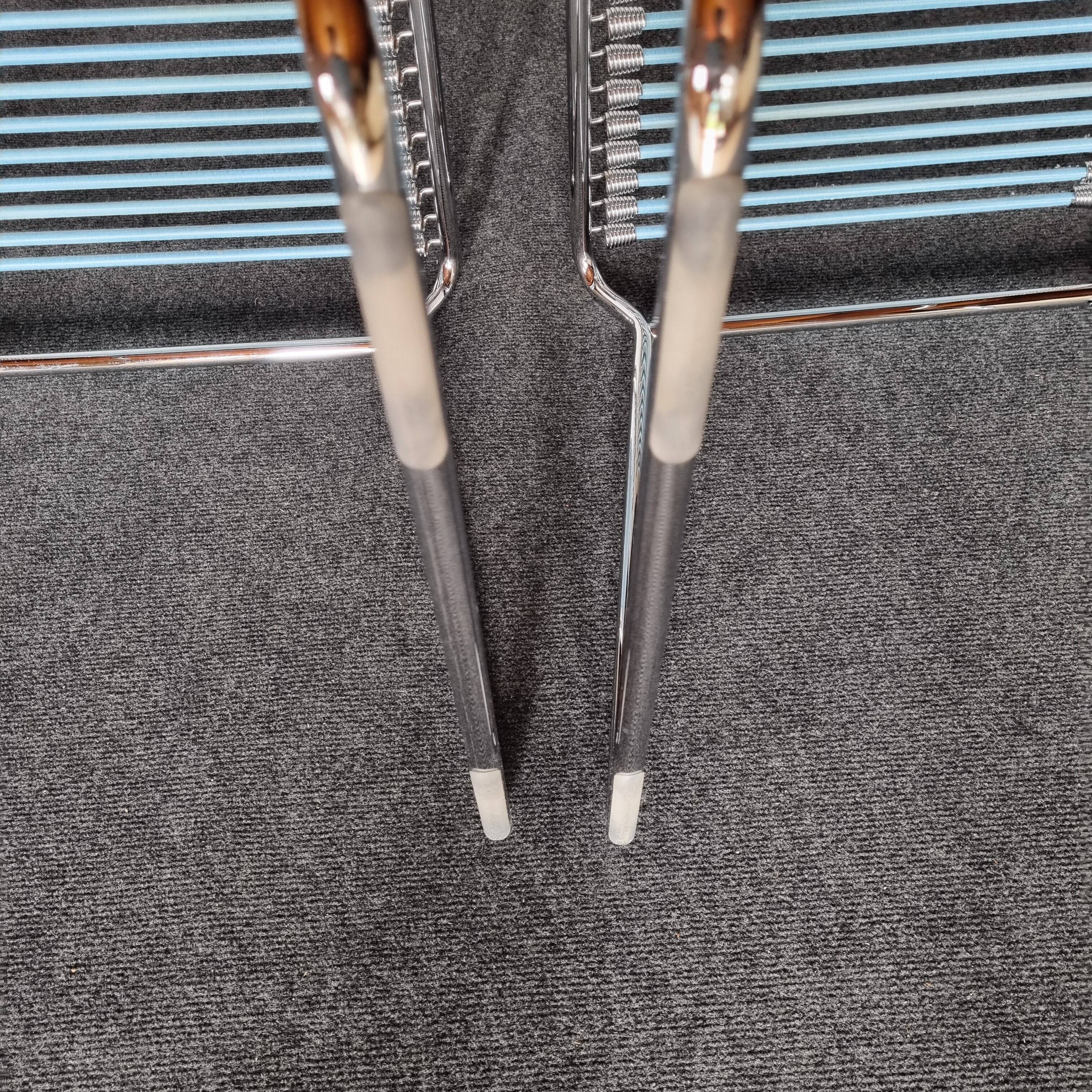 Set of 2 vintage chairs