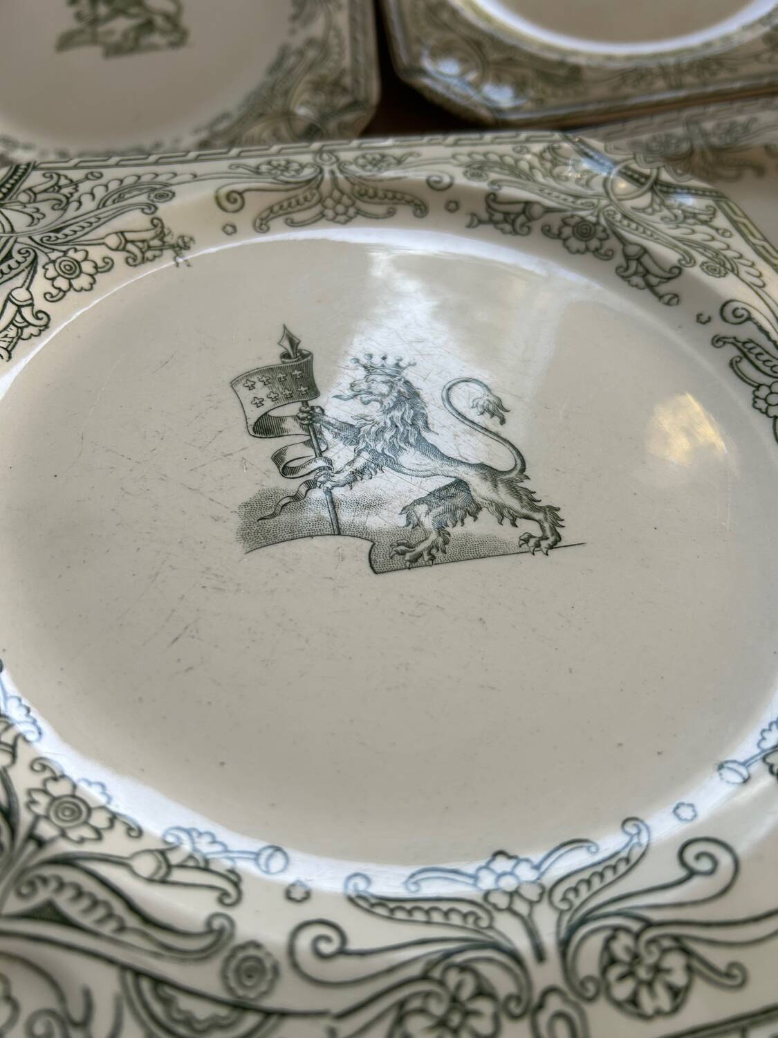 Lot de 8 assiettes terre de fer Saint Amand Fontana
