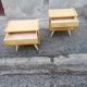 Paire de chevets vintage bois clair pieds compas