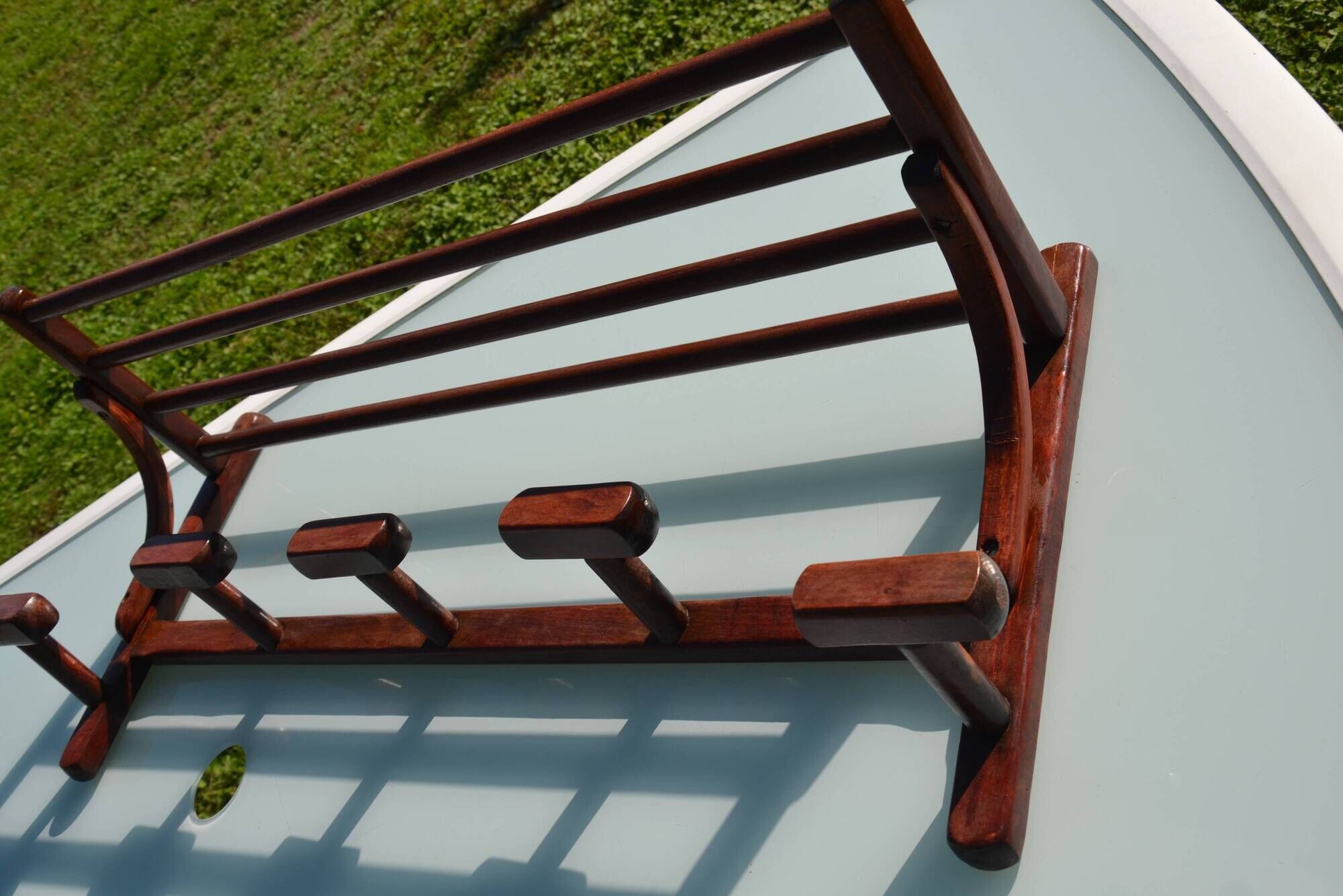 Wall-mounted coat rack "bistro"