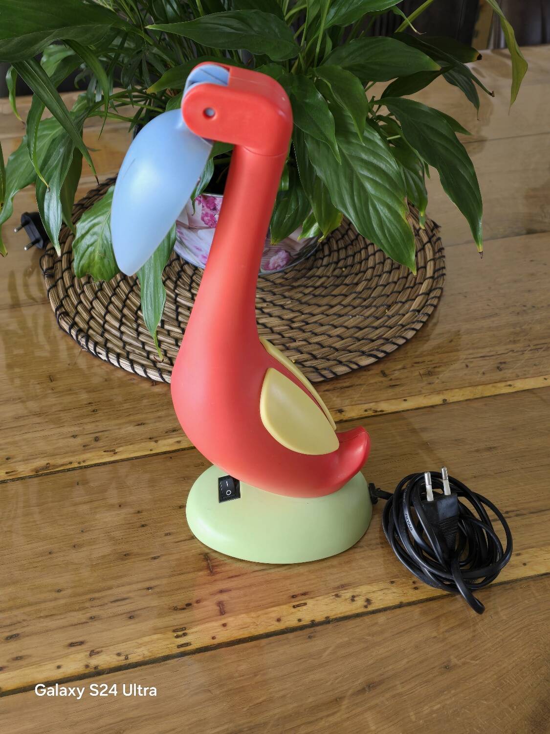 Toucan lamp, vintage penguin