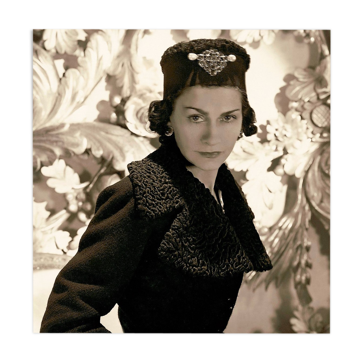 Photography, "Coco Chanel", Paris, 1937 / 15 x 15 cm / sepia