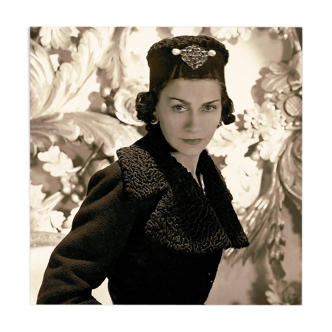 Photography, "Coco Chanel", Paris, 1937 / 15 x 15 cm / sepia