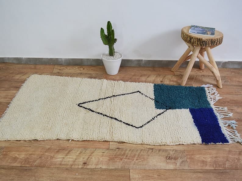 Moroccan berber carpet 165x76cm