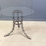 Table basse ou table d'appoint en chaîne de style brutaliste, années 1970