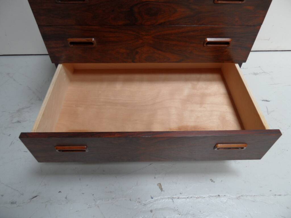 Mid Century chest of drawers