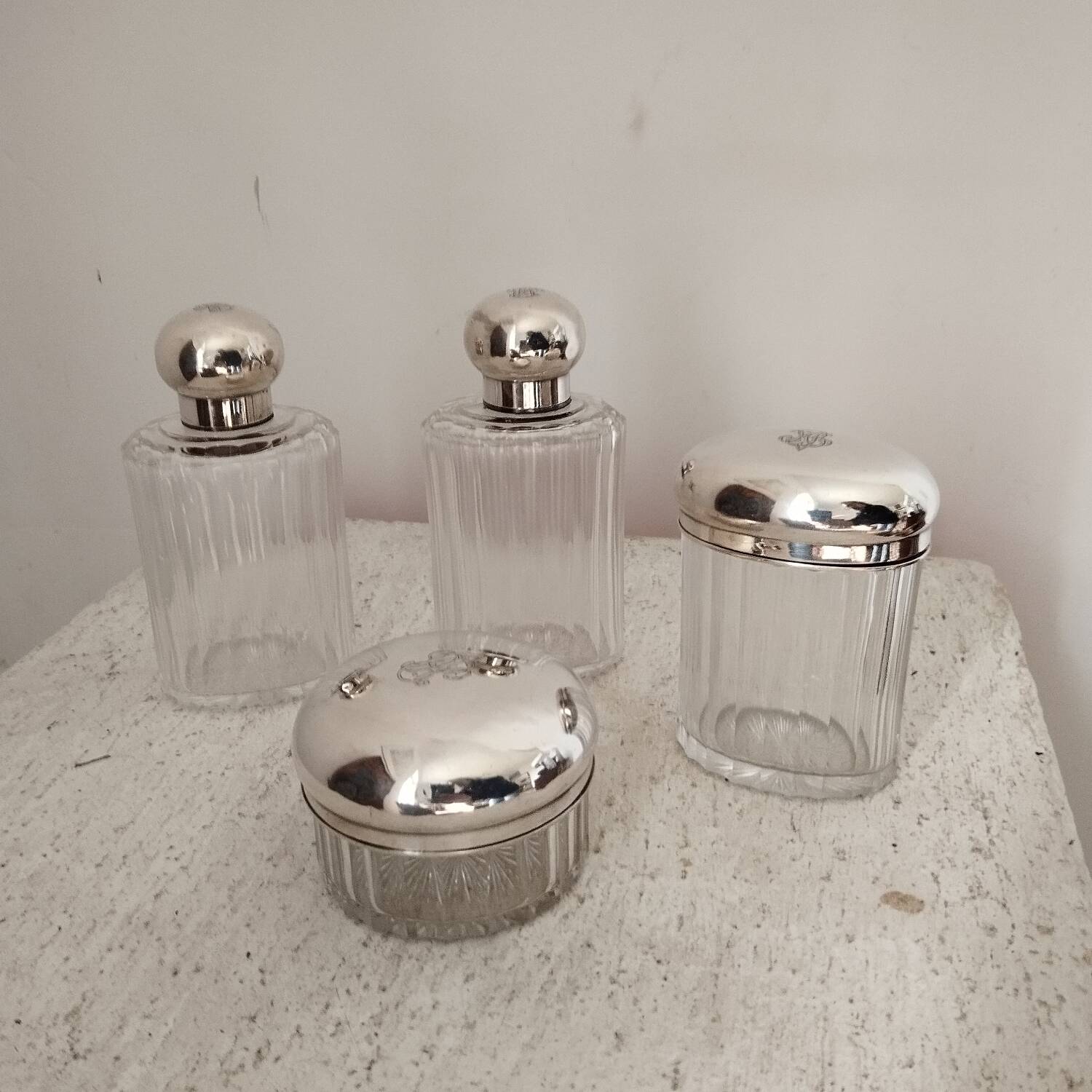 Flacons nécéssaire de toilette argent massif
