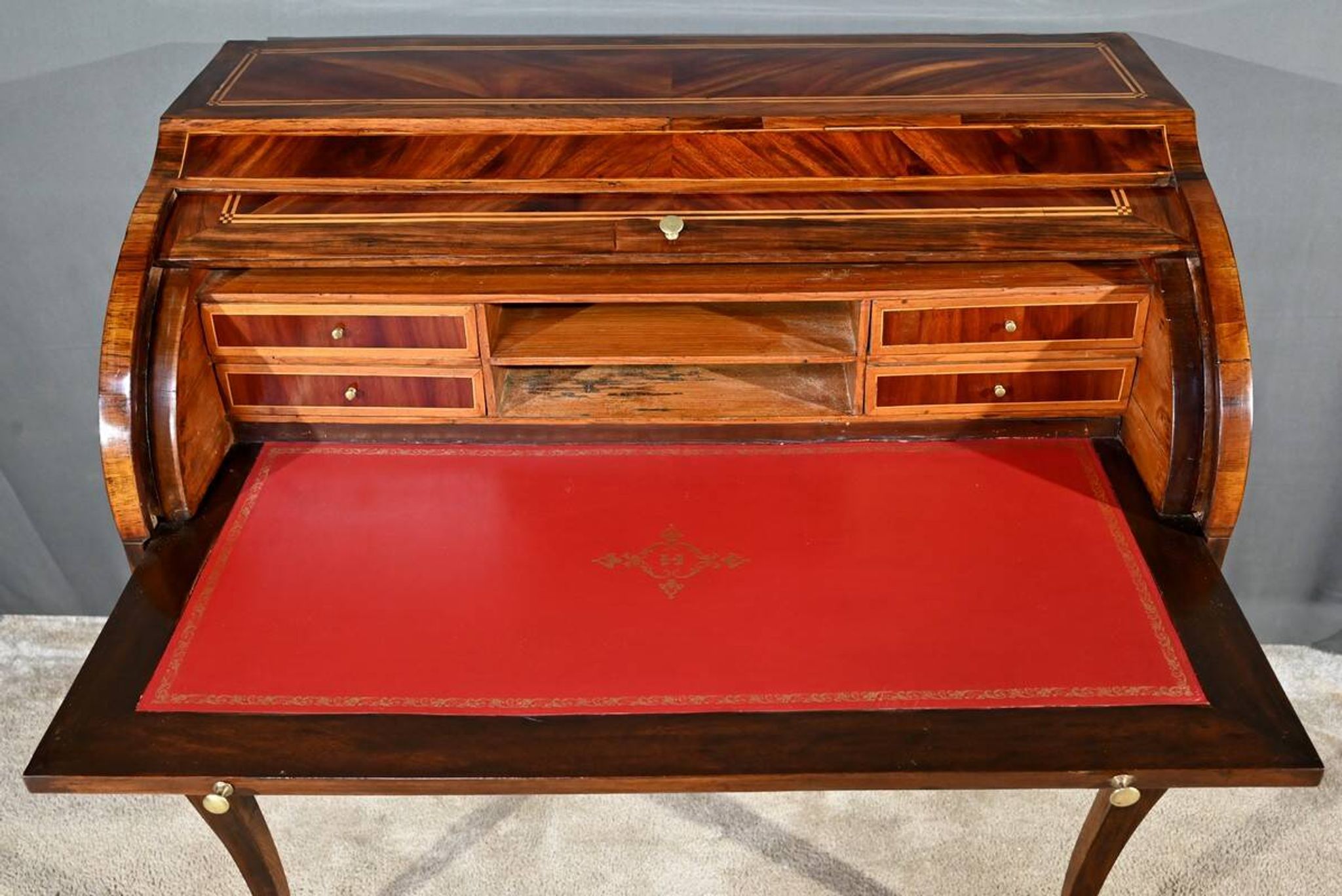 Mahogany and Rosewood Cylinder Desk, Louis XV period – 1st part XVI