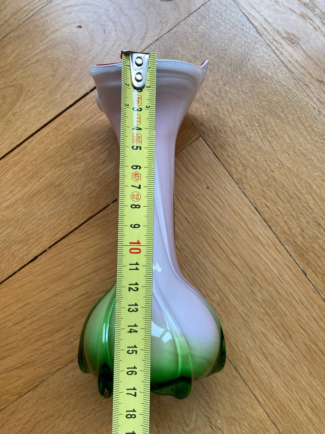 Opaline vase green white red anthurium