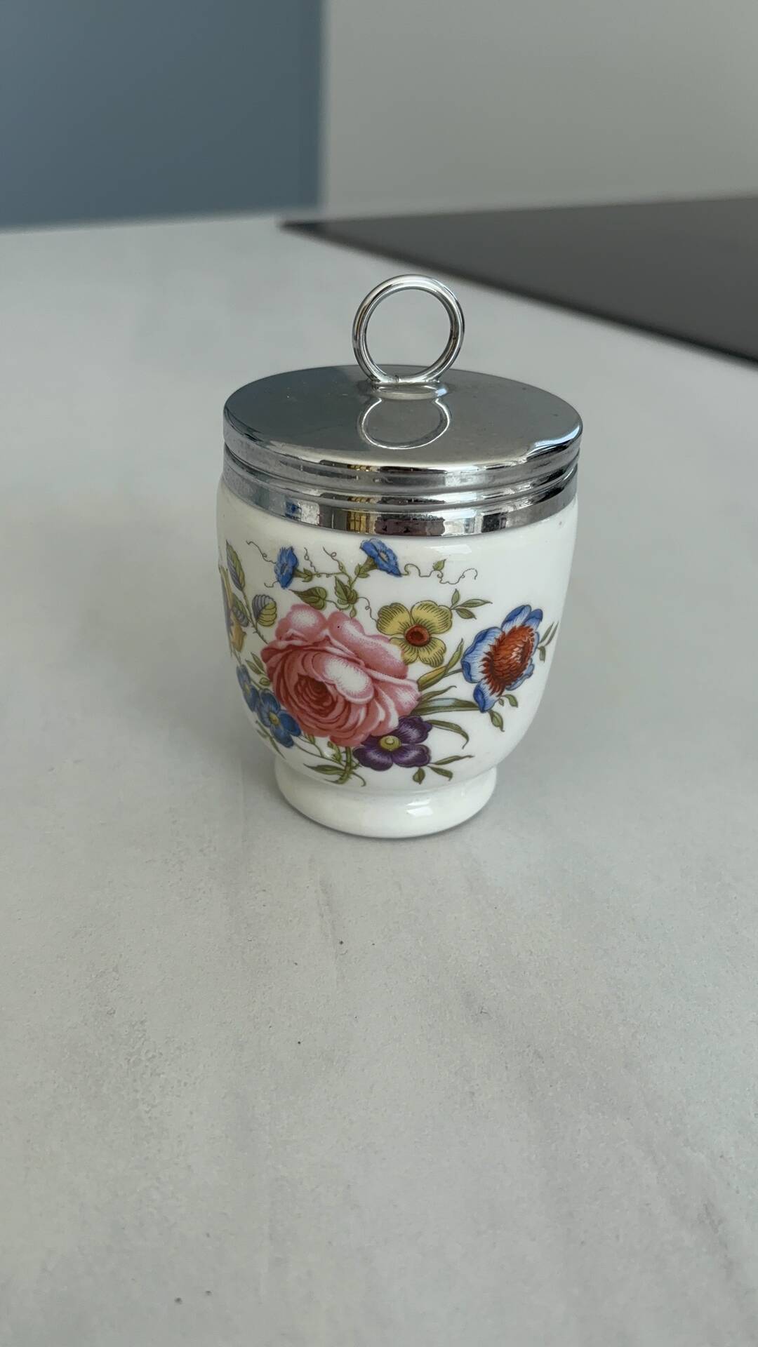 Egg Coddler Royal Worcester flower rose – Porcelain egg cup
