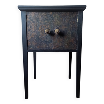 Storage unit/console/curiosity cabinet/chest of drawers