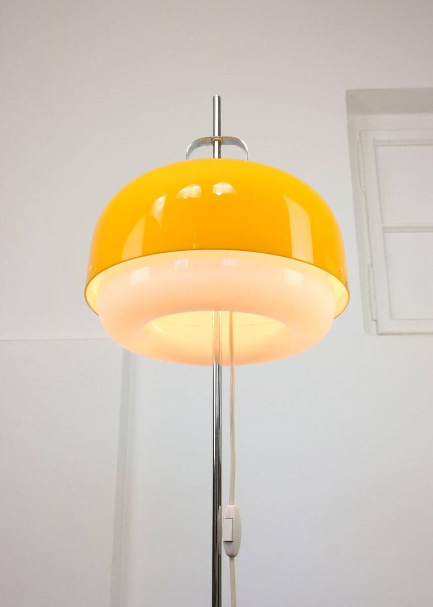 Space Age Yellow Medusa Floor Lamp by Luigi Massoni for Guzzini, 1970s