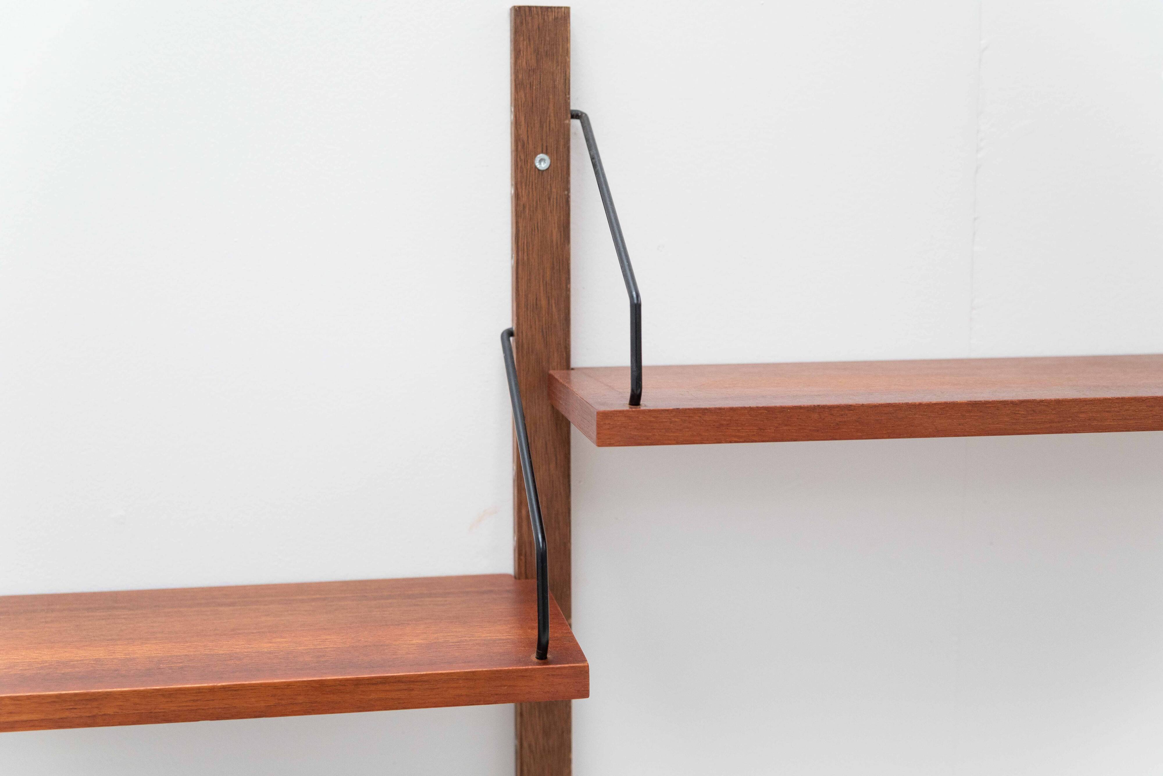 4-Bay Wall Unit by P. Cadovius