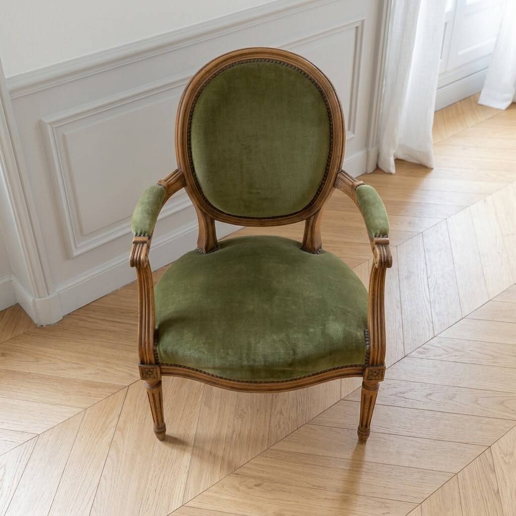 Lot de 1 fauteuil Louis XVI en bois vert