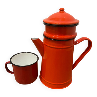 Enamelled coffee maker