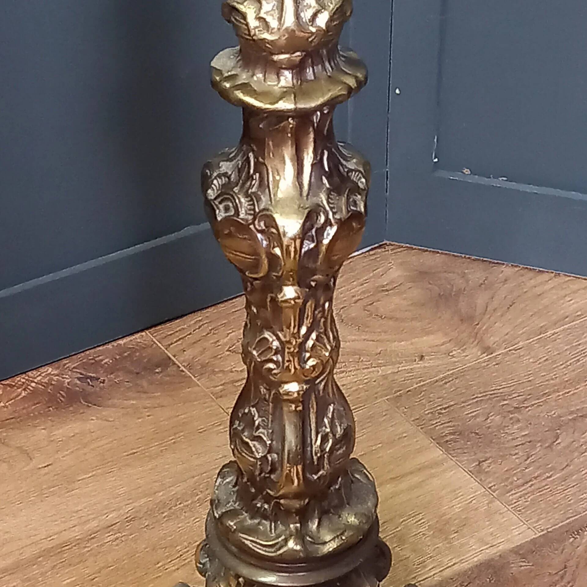 French Baroque standing bronze floor lamp