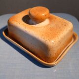 Sandstone butter maker