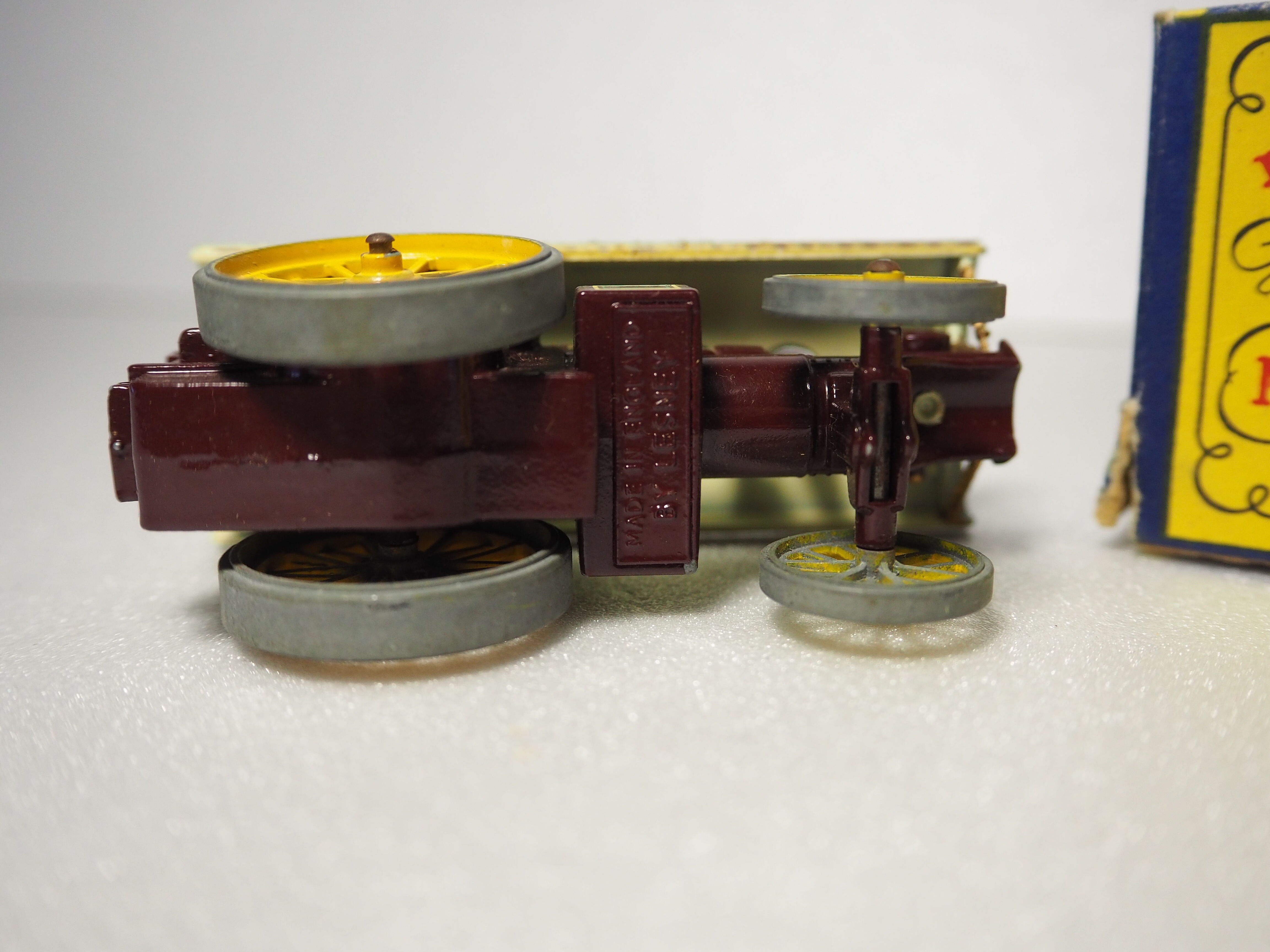 Matchbox models of yesteryear no.9 - the fowler big lion showman engine - series by lesney