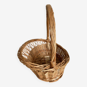 Beige wicker basket