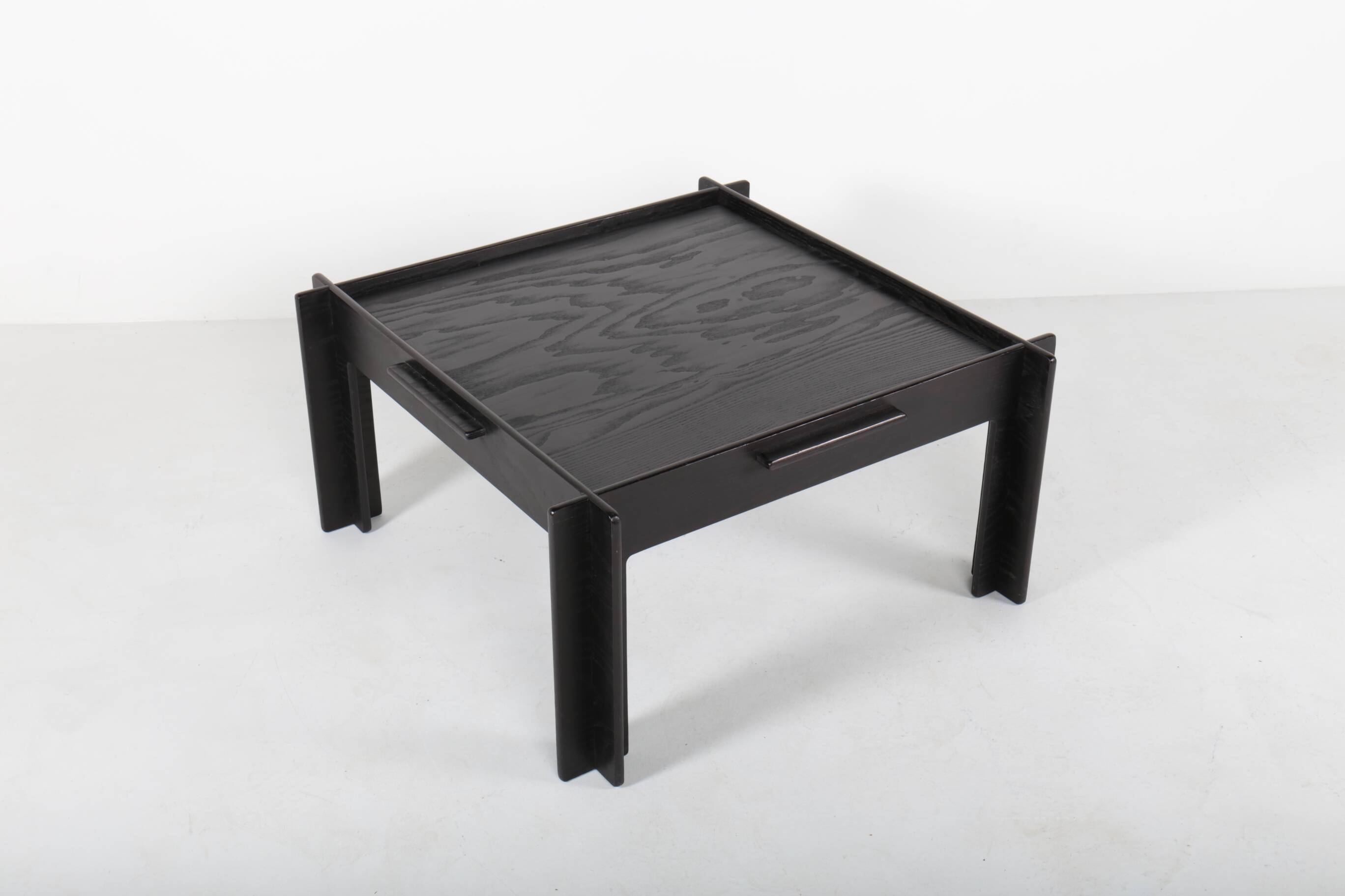 Table basse "Rover" par Arne Jacobsen, 1968