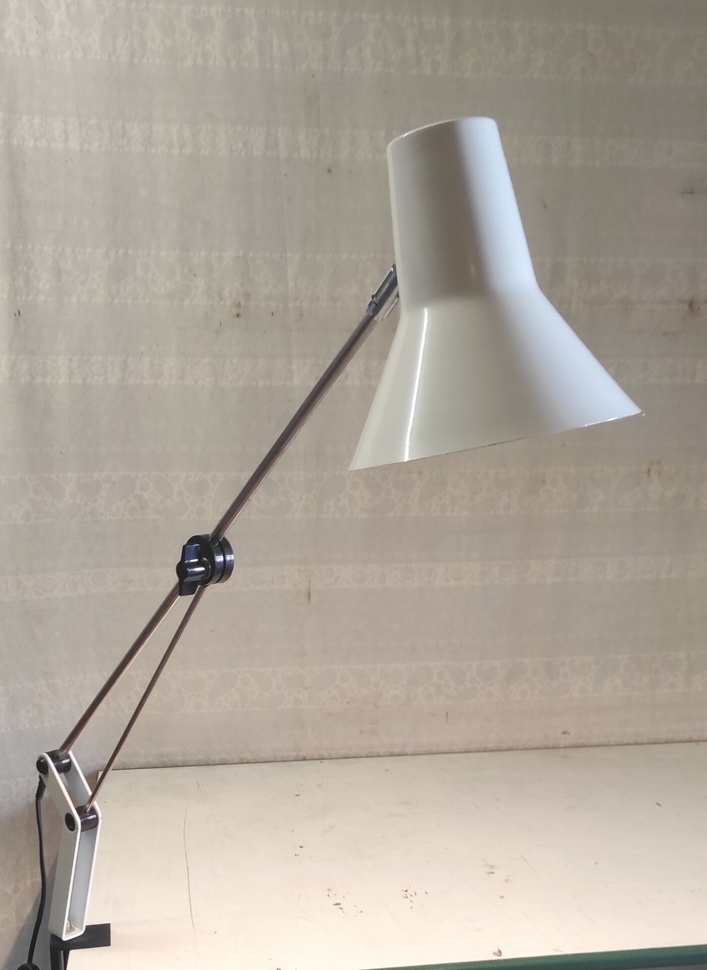 Lampe articulée type architecte en métal - années 80