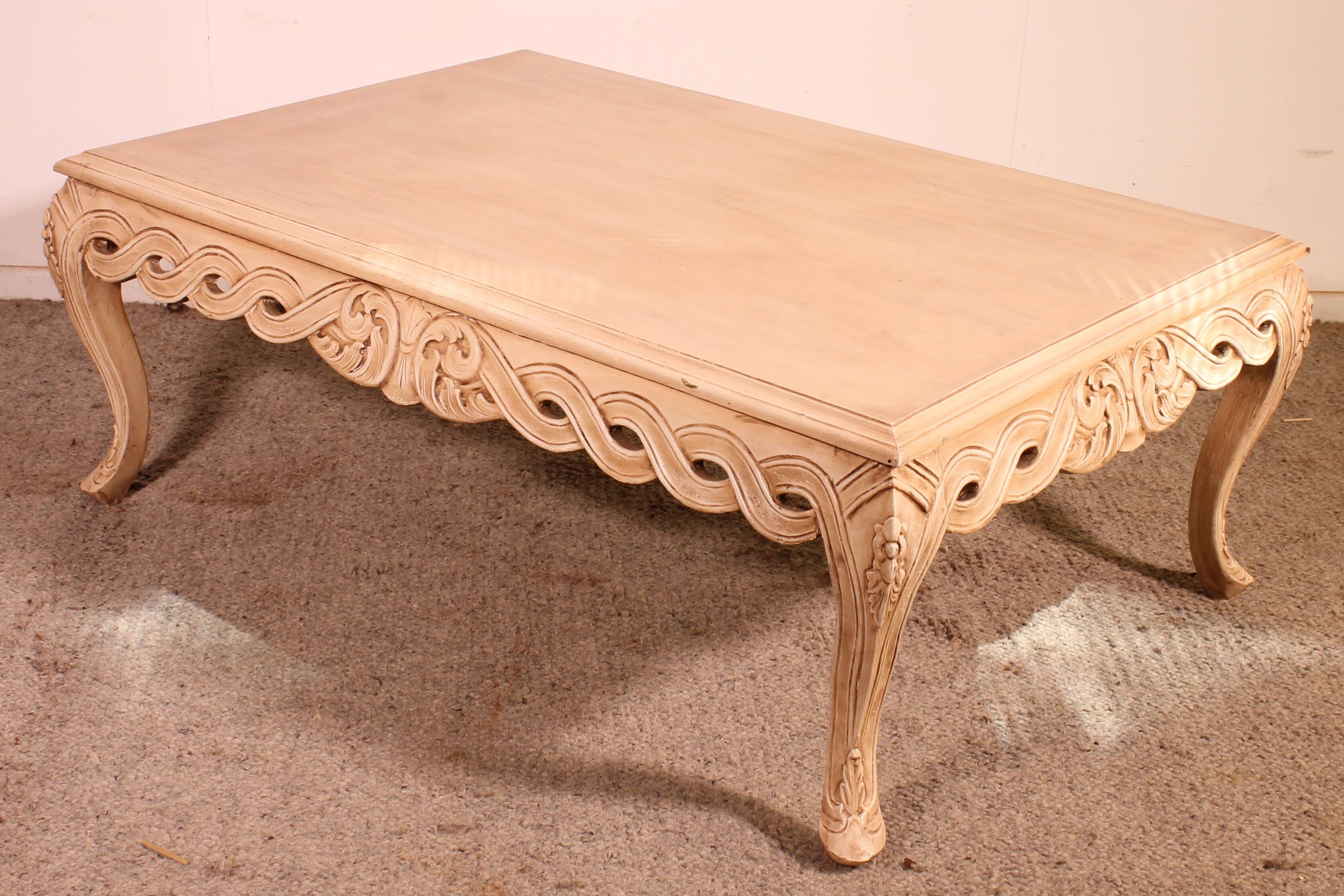 polychrome wooden coffee table