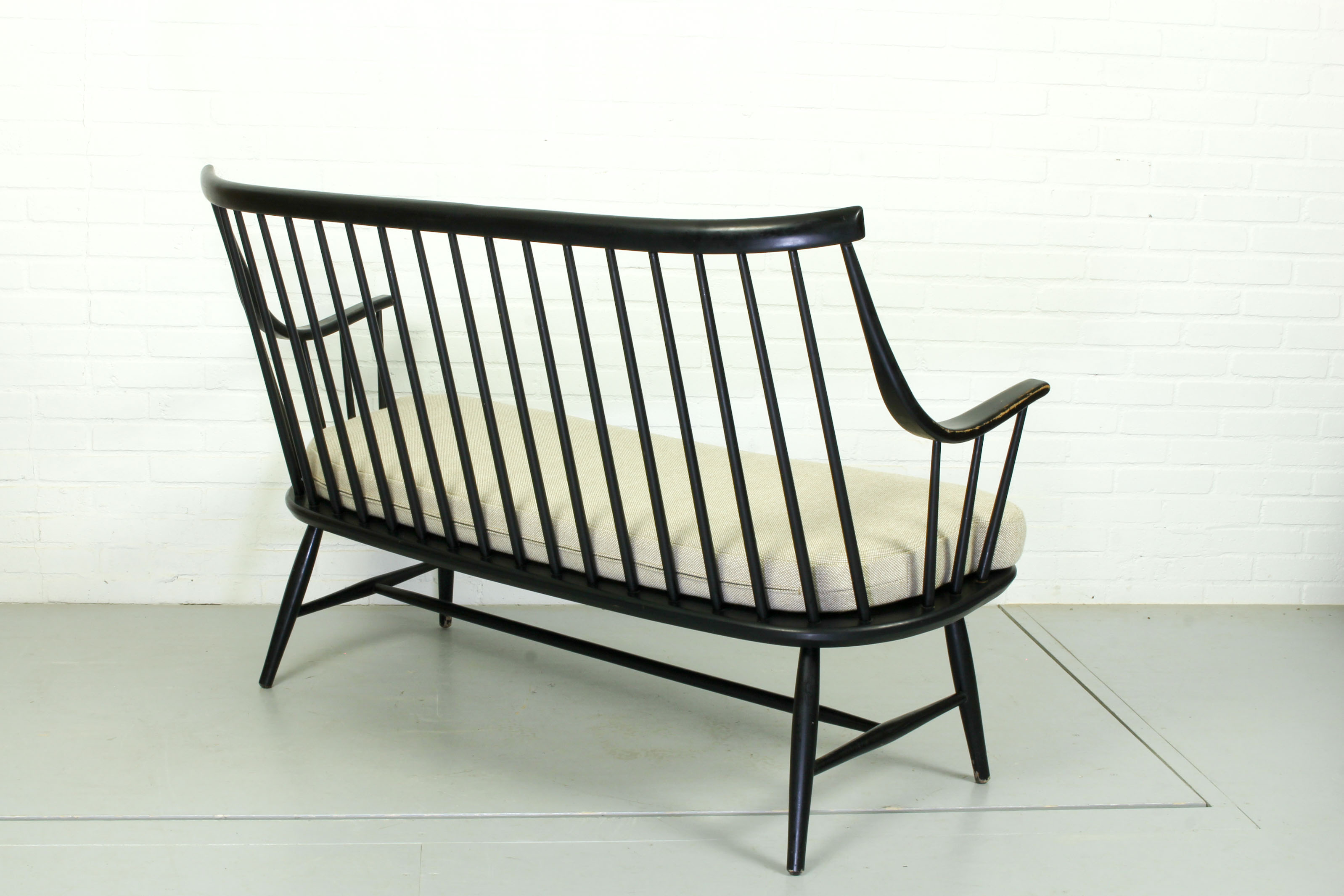 Model Grandessa armchairs and matching sofa by Lena Larsson for Pastoe & Nesto, 1959, Set of 3