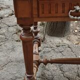Bureau plat ancien en bois à deux tiroirs
