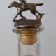 Bouteille grenade,bouchon cheval et cavalier