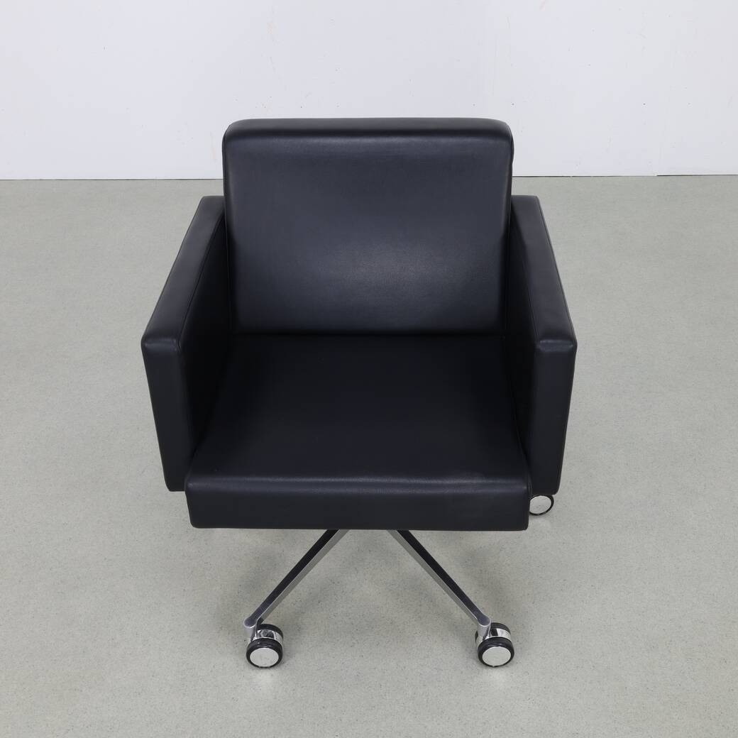 Lounge Chair Leather and Chrome by Poltrona Frau, 1990s