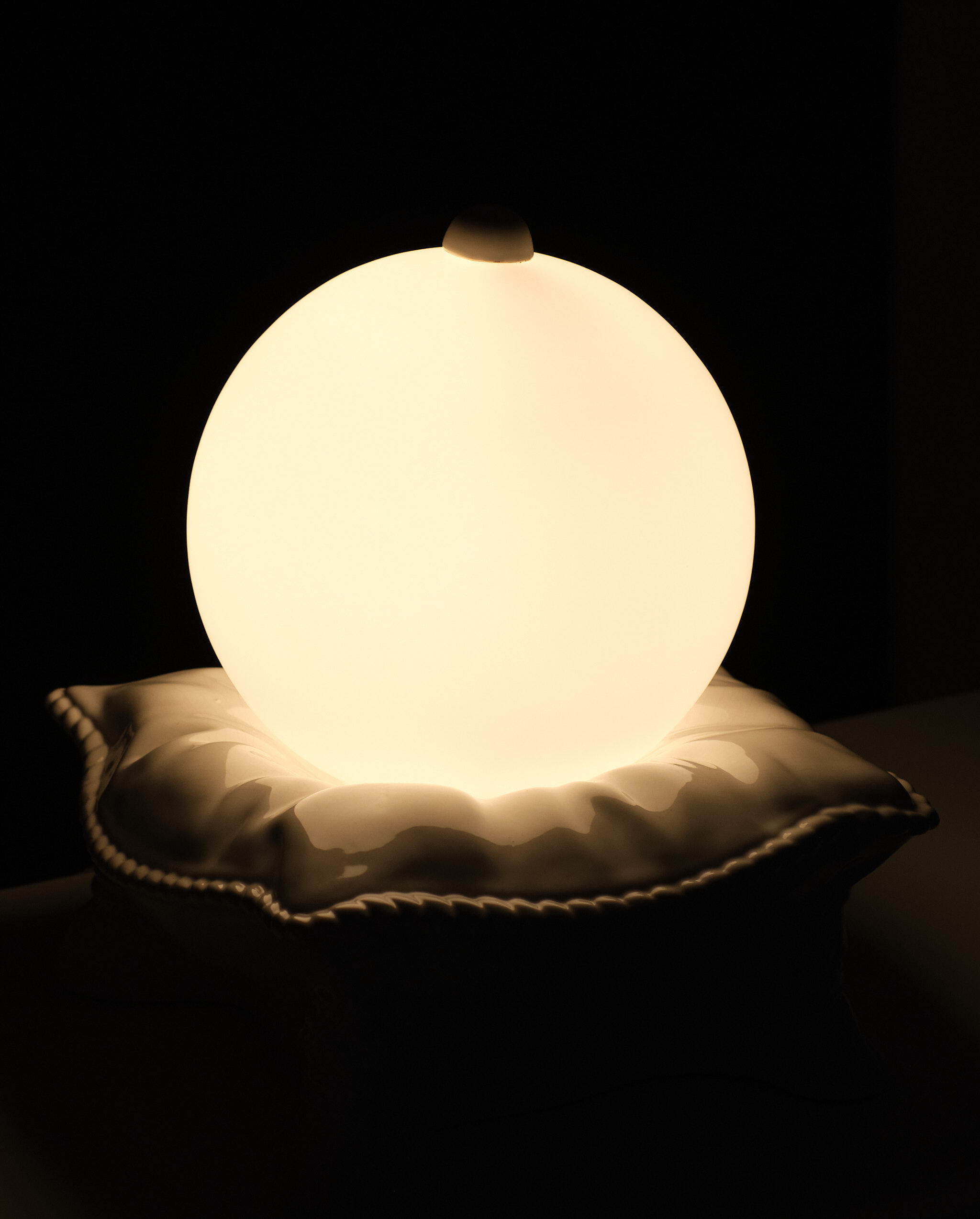 Lampe de table coussins en céramique globe 1970s italie