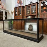 Large display counter from the early 20th century