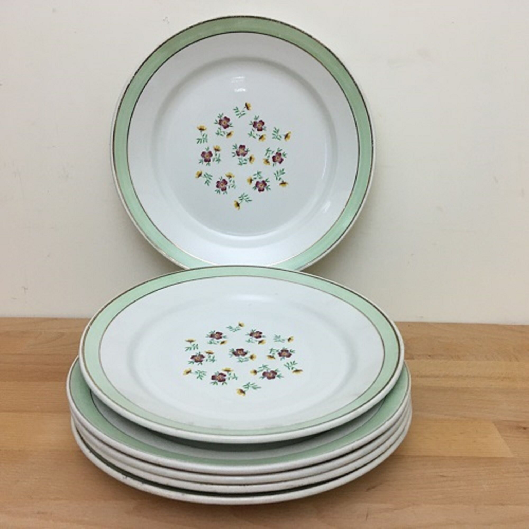 Set of 6 Flat Porcelain Plates Signed "Lunéville"