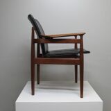 Finn Juhl model 192 in Teak, leather for France & Daverkosen