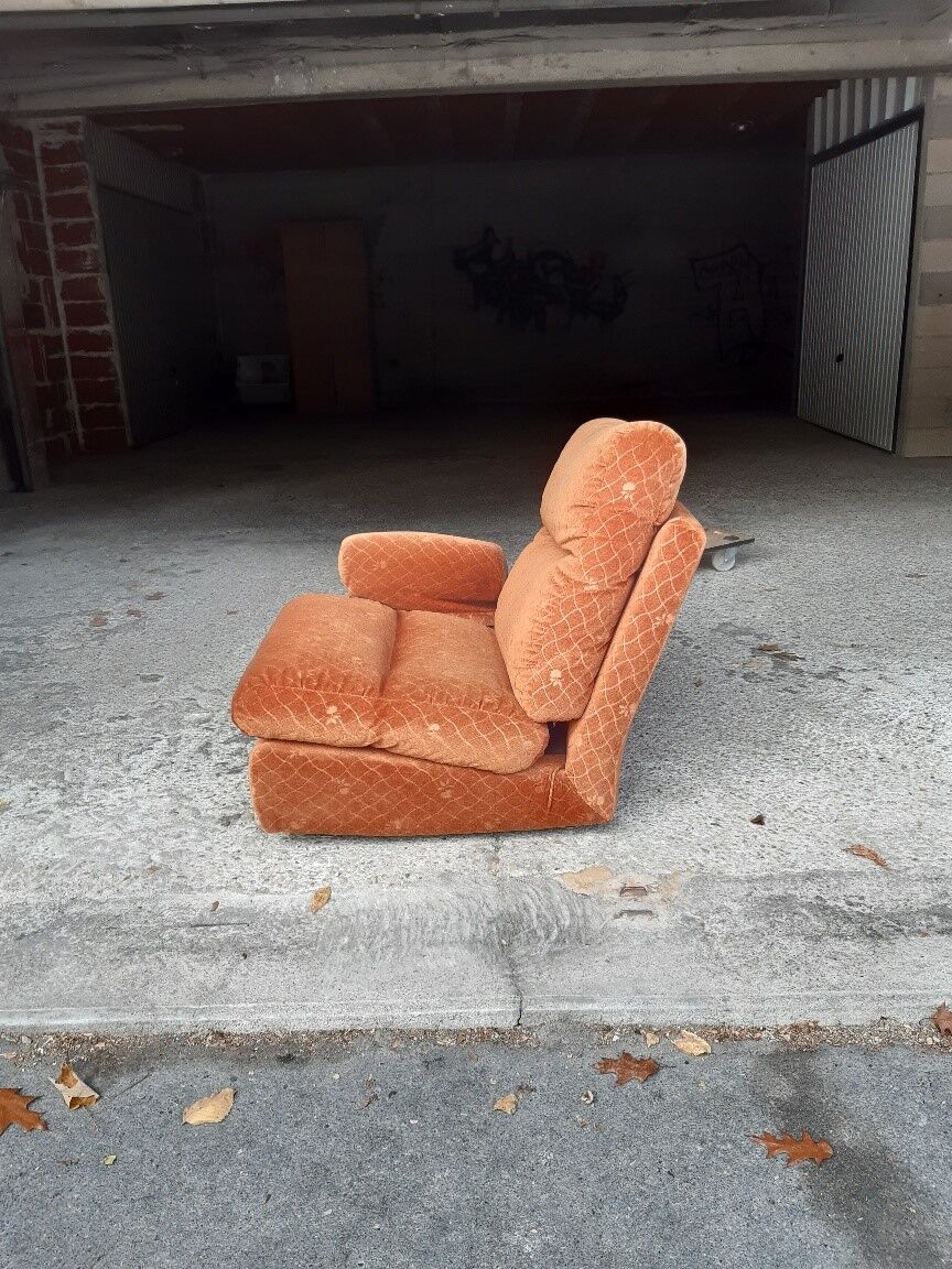 Albany armchair by Michel Ducaroy for Ligne Roset No. 7