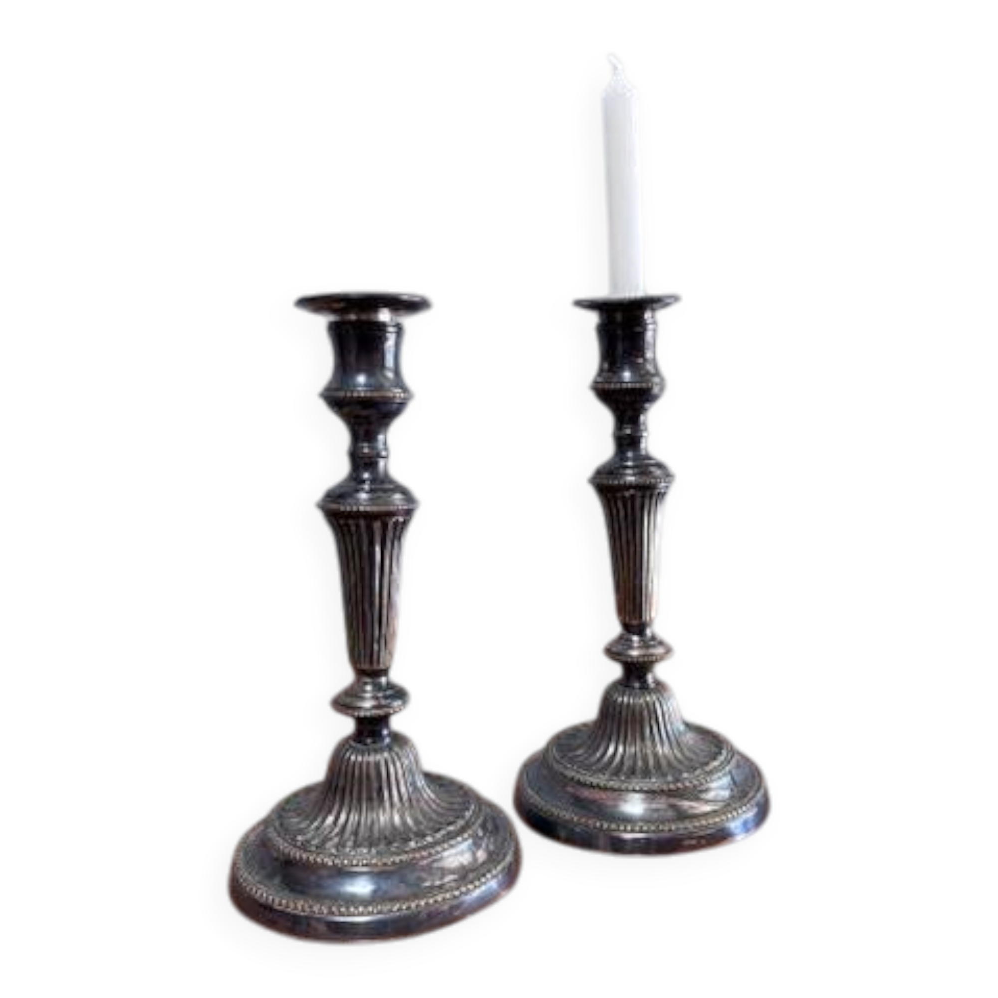 Magnificent pair of bronze candlesticks in Louis XVI style - 1900